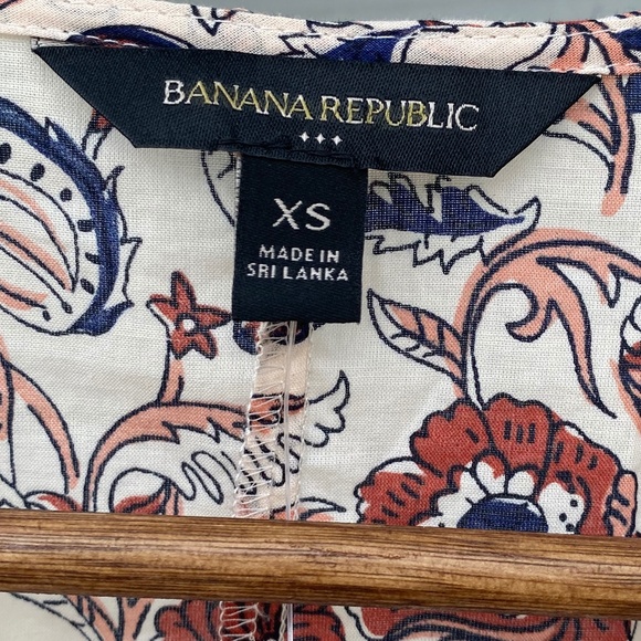 🌷 Banana Republic Dress Bohemian Floral Peasant Sleeves, V Neck, Pullover easy - Picture 5 of 8